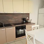 Apartman Linda Palit